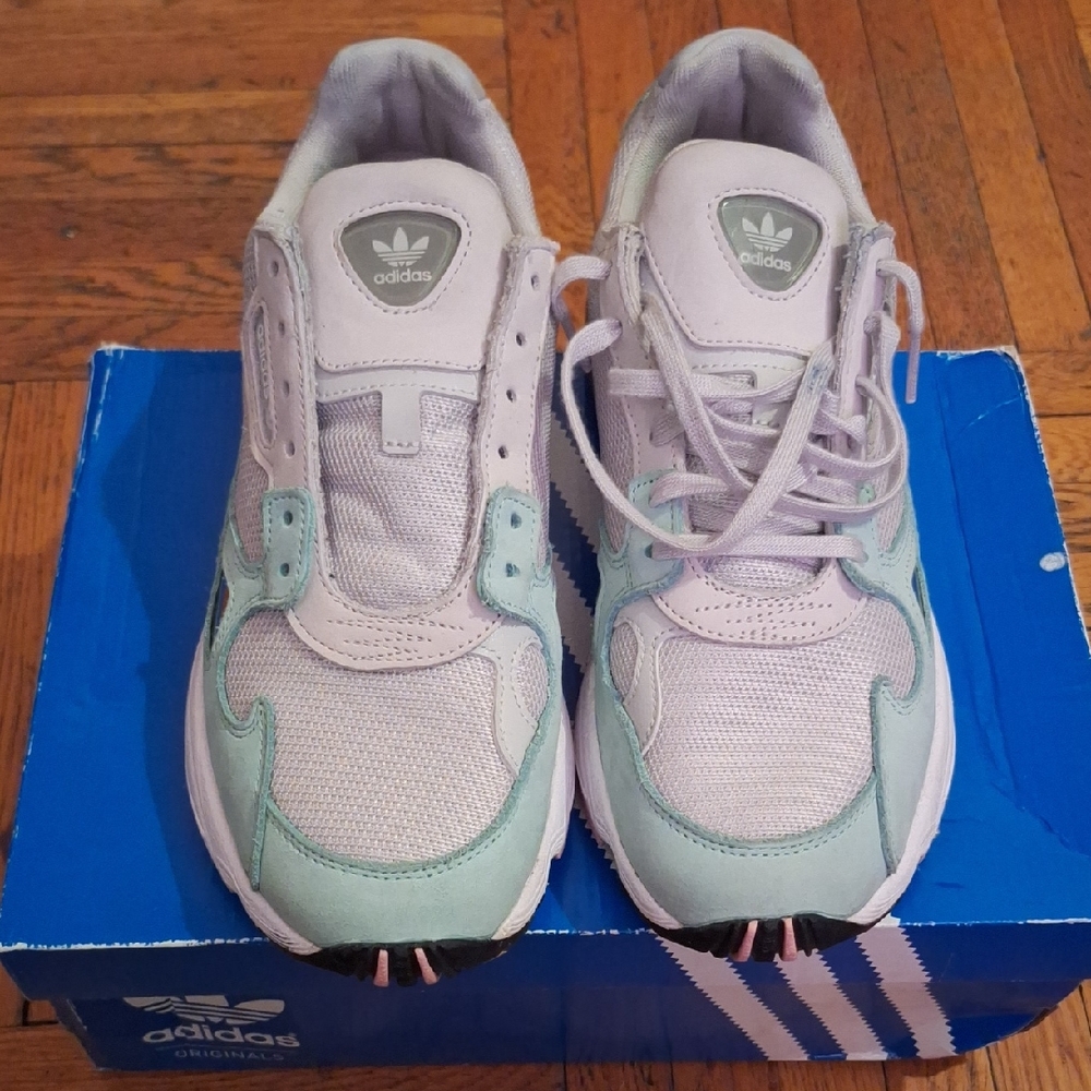 Adidas Originals Womens Falcon Wide Shoe/Mint and White Sneakers
